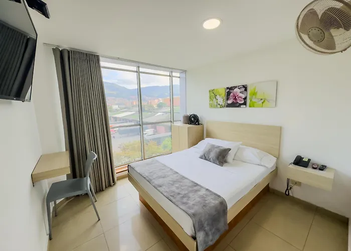 Hotel Alcaravan Medellin