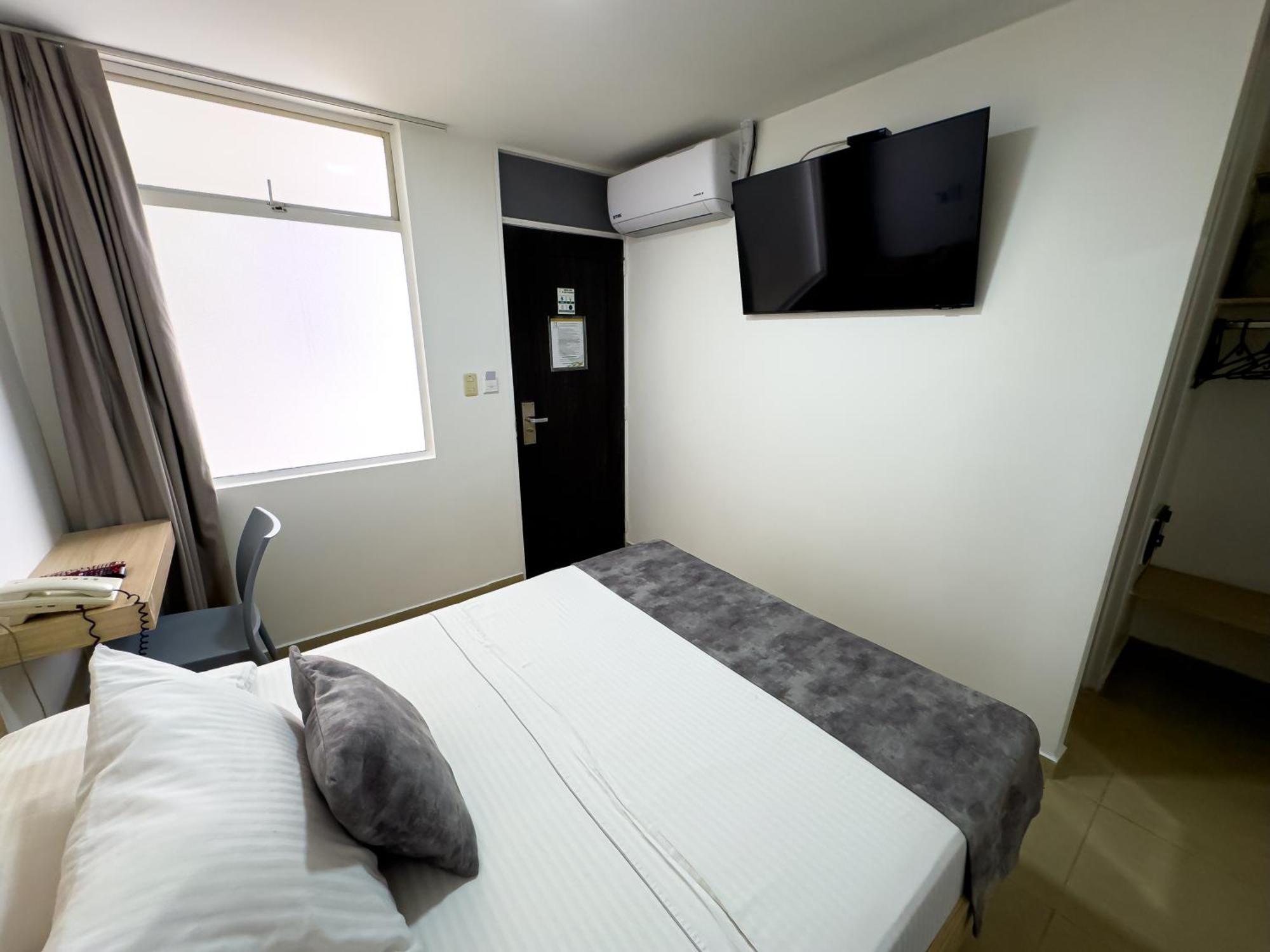 Alcaravan Hotel 3*