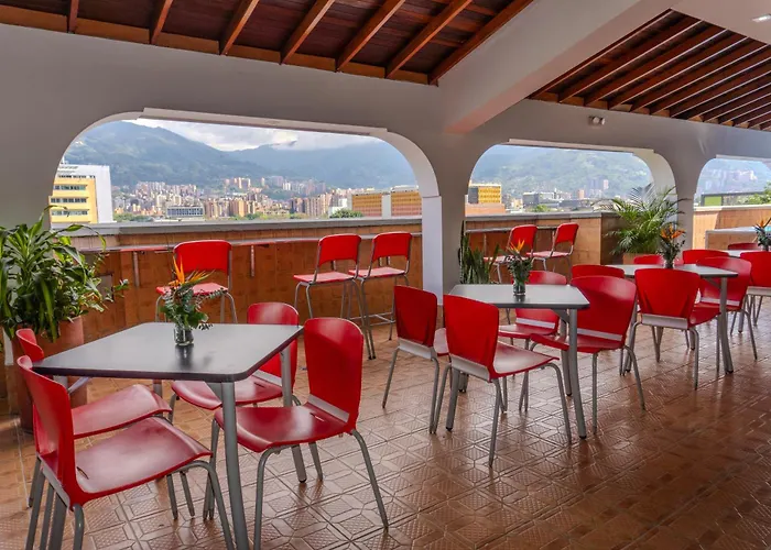 Hotel Alcaravan Medellin